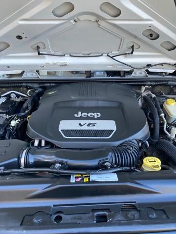 2015 Jeep Wrangler Unlimited 4WD 4dr Sport