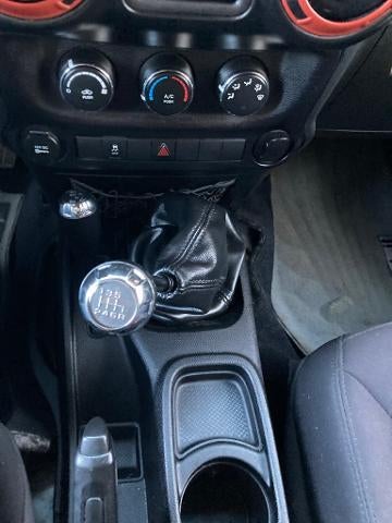 2015 Jeep Wrangler Unlimited 4WD 4dr Sport