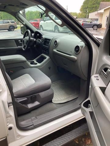 2004 Ford Expedition XLT
