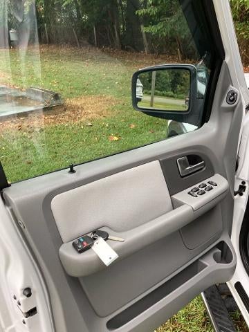2004 Ford Expedition XLT