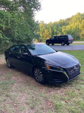 2024 Nissan Altima 2.5 SV Sedan