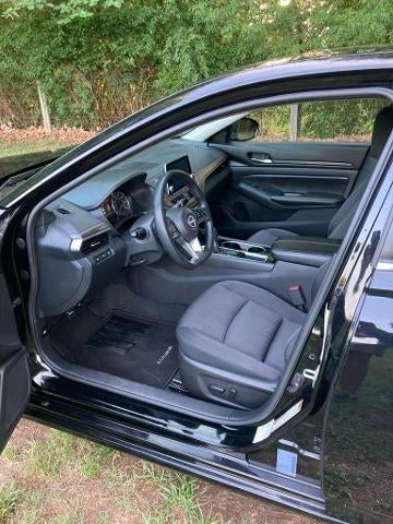 2024 Nissan Altima 2.5 SV Sedan