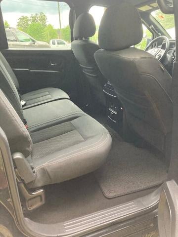 2018 Nissan Titan 4x4 Crew Cab SV