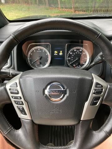 2018 Nissan Titan 4x4 Crew Cab SV