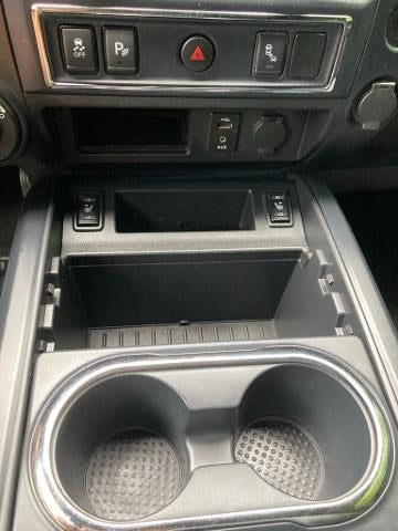 2018 Nissan Titan 4x4 Crew Cab SV