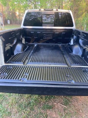 2019 Nissan Titan 4x4 Crew Cab SV