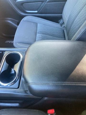 2019 Nissan Titan 4x4 Crew Cab SV