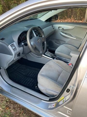 2010 Toyota Corolla 4dr Sdn Auto LE (Natl)