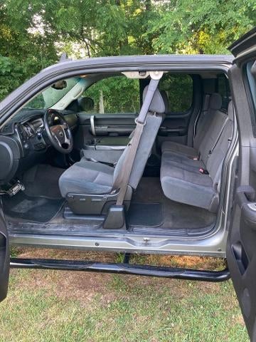 2007 Chevrolet Silverado 1500 4WD Extended Cab Standard Box LT w/1LT
