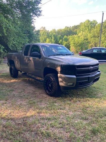 2007 Chevrolet Silverado 1500 4WD Extended Cab Standard Box LT w/1LT