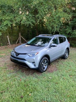 2017 Toyota RAV4 XLE AWD (Natl)