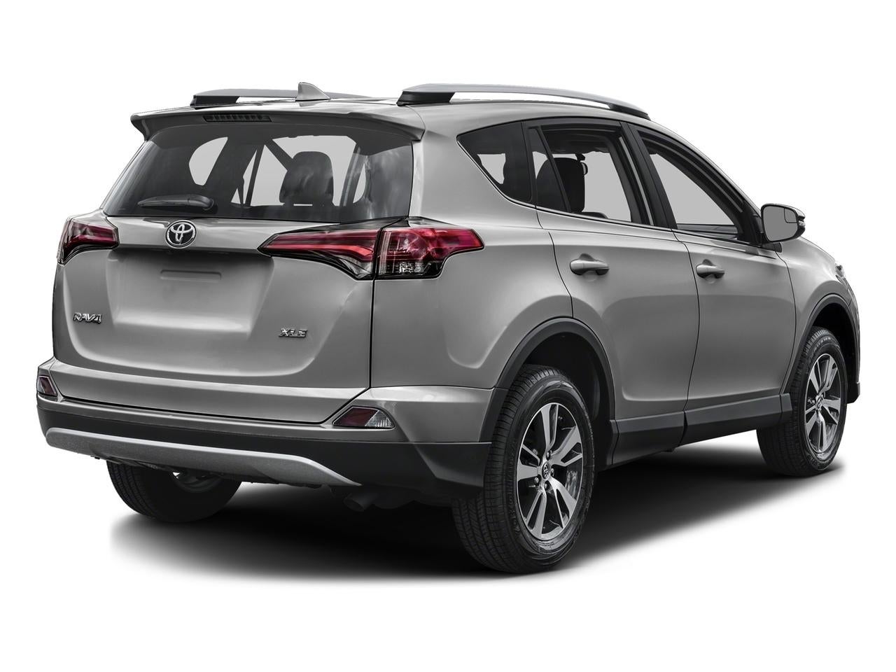 2017 Toyota RAV4 XLE AWD (Natl)