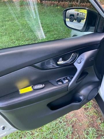 2020 Nissan Rogue FWD SL