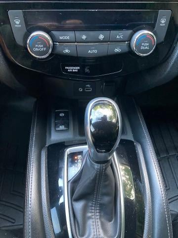 2020 Nissan Rogue FWD SL