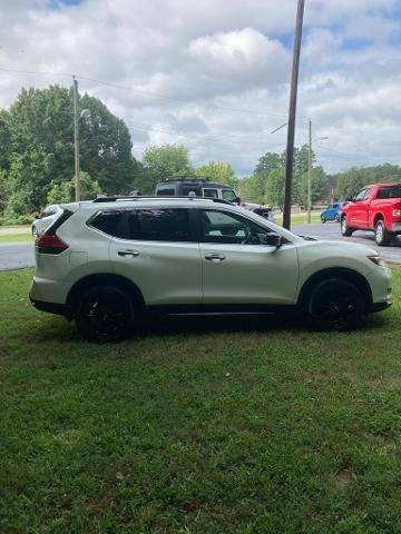 2017 Nissan Rogue AWD SV