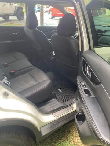 2017 Nissan Rogue AWD SV