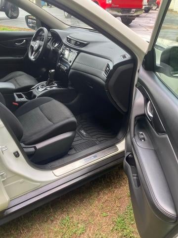 2017 Nissan Rogue AWD SV