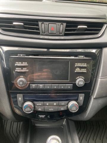 2017 Nissan Rogue AWD SV