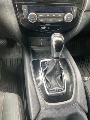 2017 Nissan Rogue AWD SV