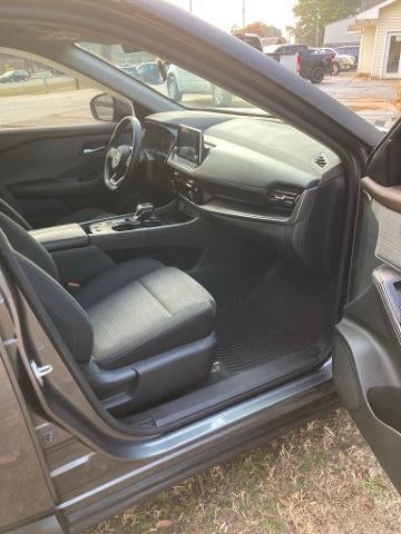 2022 Nissan Rogue FWD SV