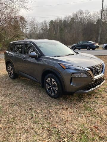 2022 Nissan Rogue FWD SV