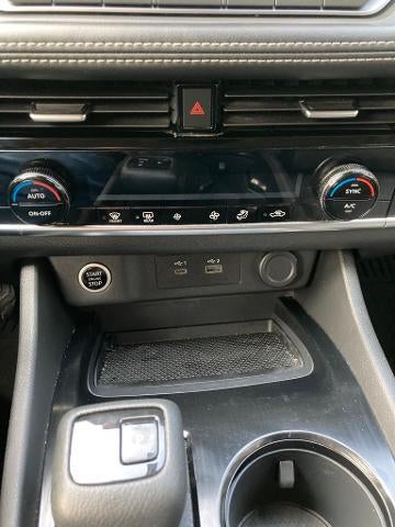 2022 Nissan Rogue FWD SV