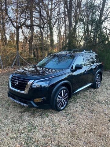 2025 Nissan Pathfinder Platinum 4WD