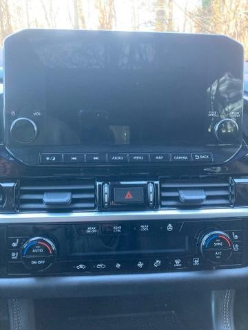 2025 Nissan Pathfinder Platinum 4WD