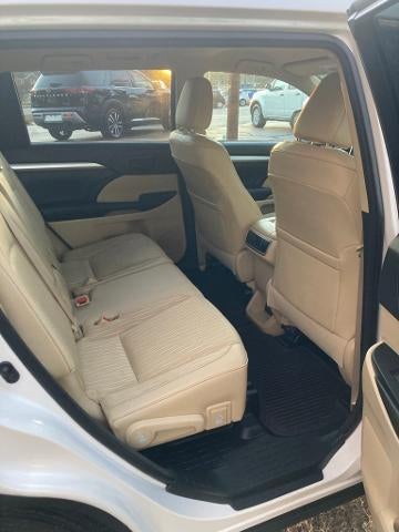 2015 Toyota Highlander AWD 4dr V6 LE (SE)