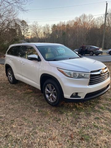 2015 Toyota Highlander AWD 4dr V6 LE (SE)
