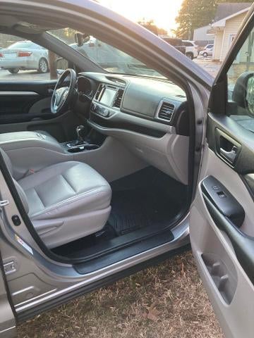 2015 Toyota Highlander FWD 4dr V6 XLE (Natl)