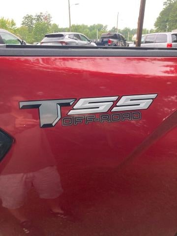 2022 Toyota Tundra 4WD 4WD SR5 Double Cab 6.5' Bed (Natl)