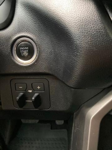 2022 Toyota Tundra 4WD 4WD SR5 Double Cab 6.5' Bed (Natl)
