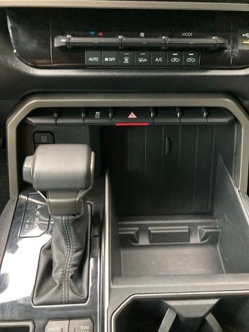 2022 Toyota Tundra 4WD 4WD SR5 Double Cab 6.5' Bed (Natl)