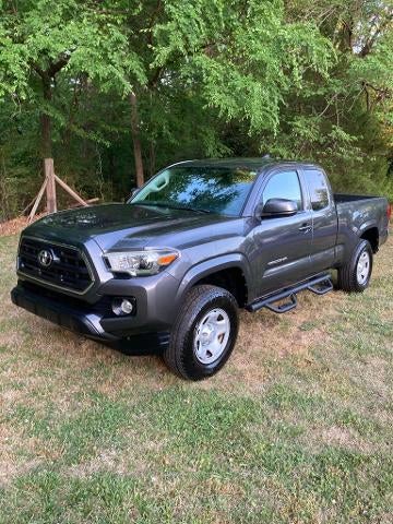 2017 Toyota Tacoma SR5 Access Cab 6' Bed I4 4x4 AT (Natl)