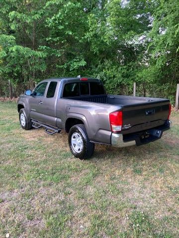 2017 Toyota Tacoma SR5 Access Cab 6' Bed I4 4x4 AT (Natl)