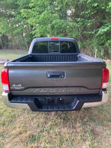 2017 Toyota Tacoma SR5 Access Cab 6' Bed I4 4x4 AT (Natl)