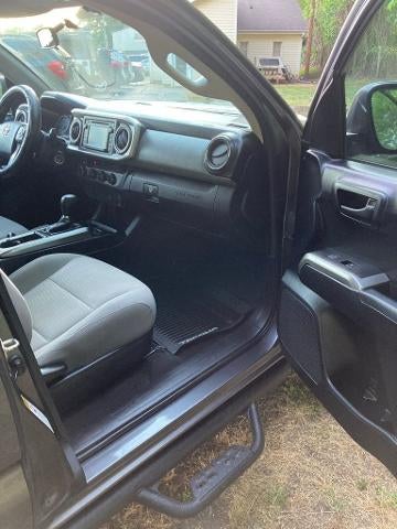 2017 Toyota Tacoma SR5 Access Cab 6' Bed I4 4x4 AT (Natl)