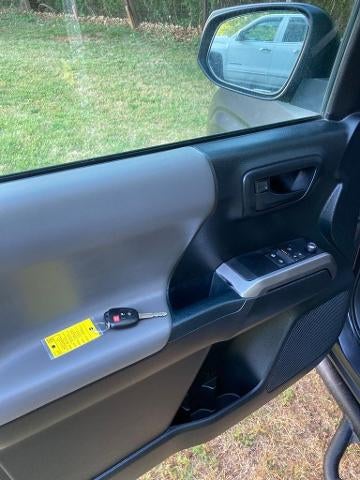 2017 Toyota Tacoma SR5 Access Cab 6' Bed I4 4x4 AT (Natl)