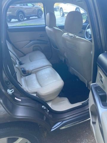 2010 Mitsubishi Outlander 2WD 4dr XLS