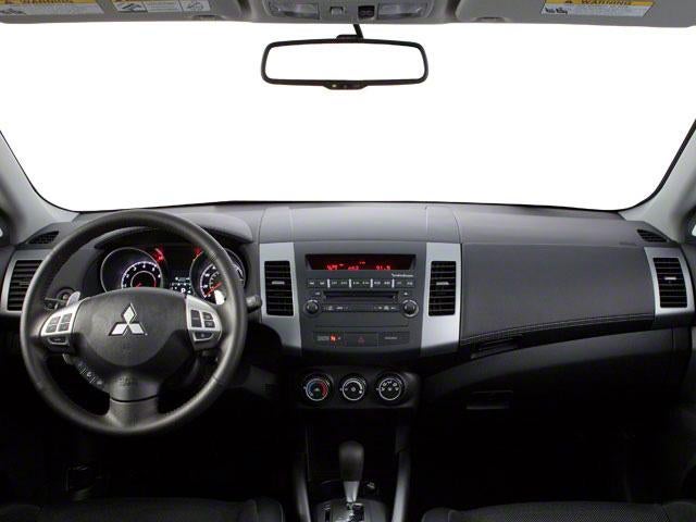 2010 Mitsubishi Outlander 2WD 4dr XLS