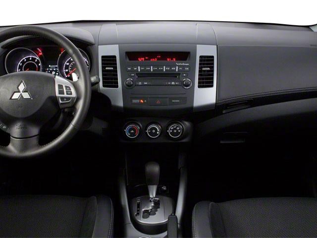 2010 Mitsubishi Outlander 2WD 4dr XLS