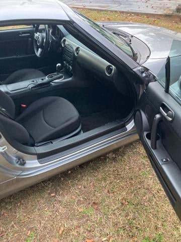 2010 Mazda Mazda MX-5 Miata 2dr Conv PRHT Auto Touring