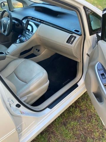 2012 Toyota Prius 5dr HB Two (Natl)