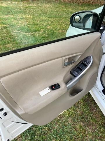 2012 Toyota Prius 5dr HB Two (Natl)