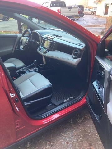 2017 Toyota RAV4 Limited FWD (Natl)