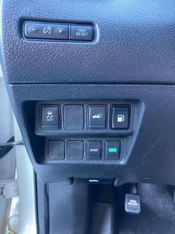 2018 Nissan Rogue FWD SV