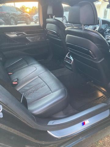 2019 BMW 750i Sedan