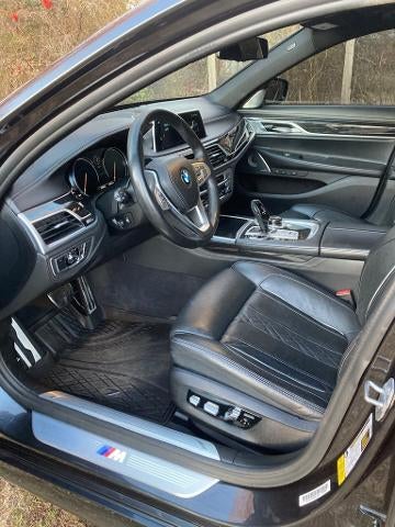 2019 BMW 750i Sedan
