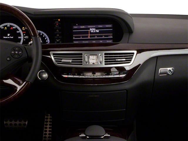 2013 Mercedes-Benz S-Class S 550 4MATIC® Sedan